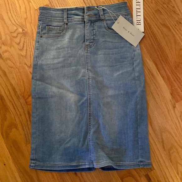 Francesca's Collections Dresses & Skirts - Jean skirt